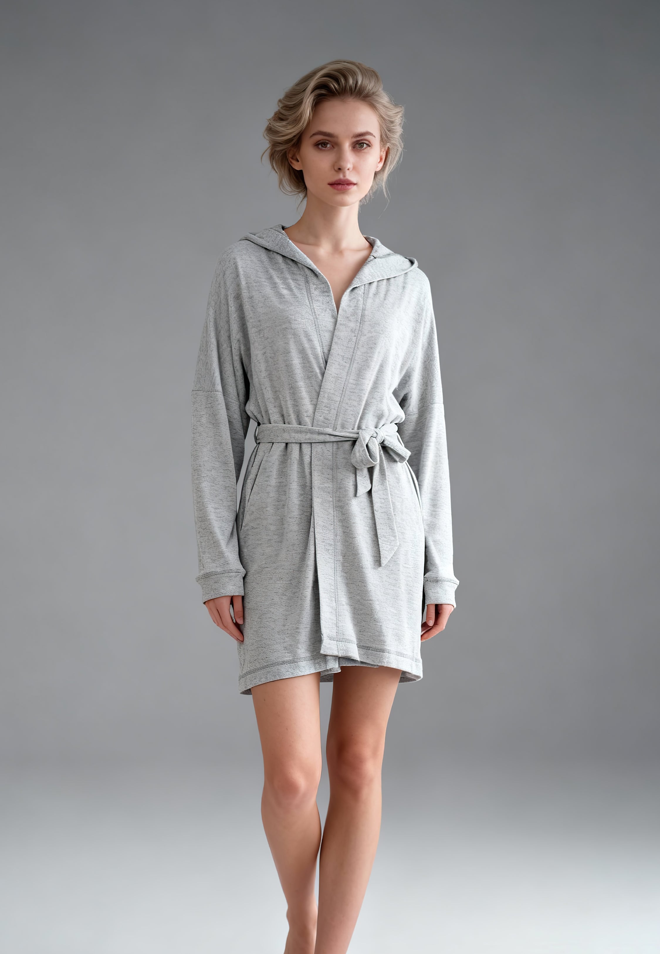 Peignoir court à capuche