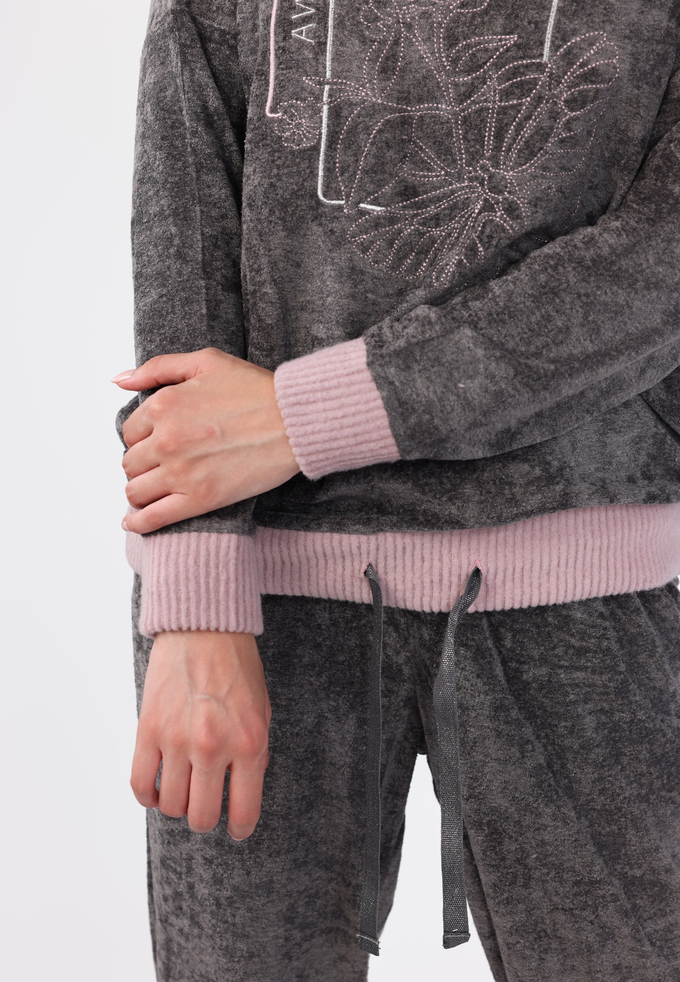 Pyjama doux à détails roses | Collection Silver Cloud