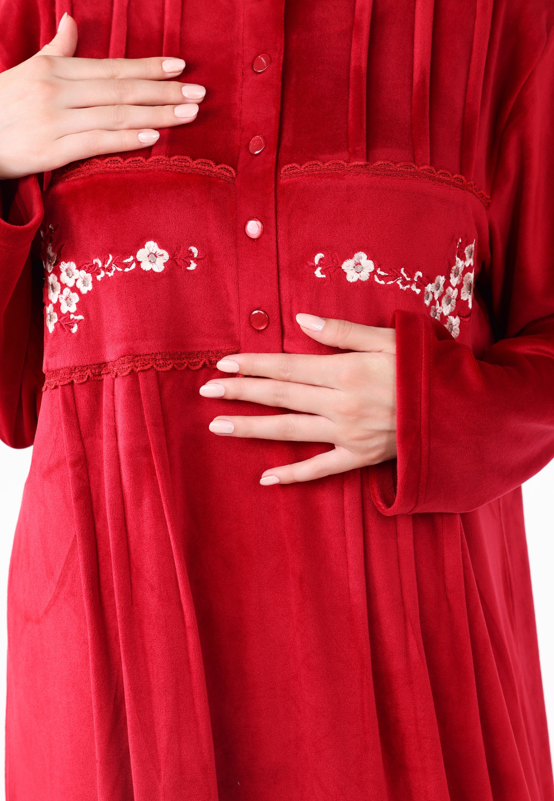 Robe de nuit longue en velours brodé