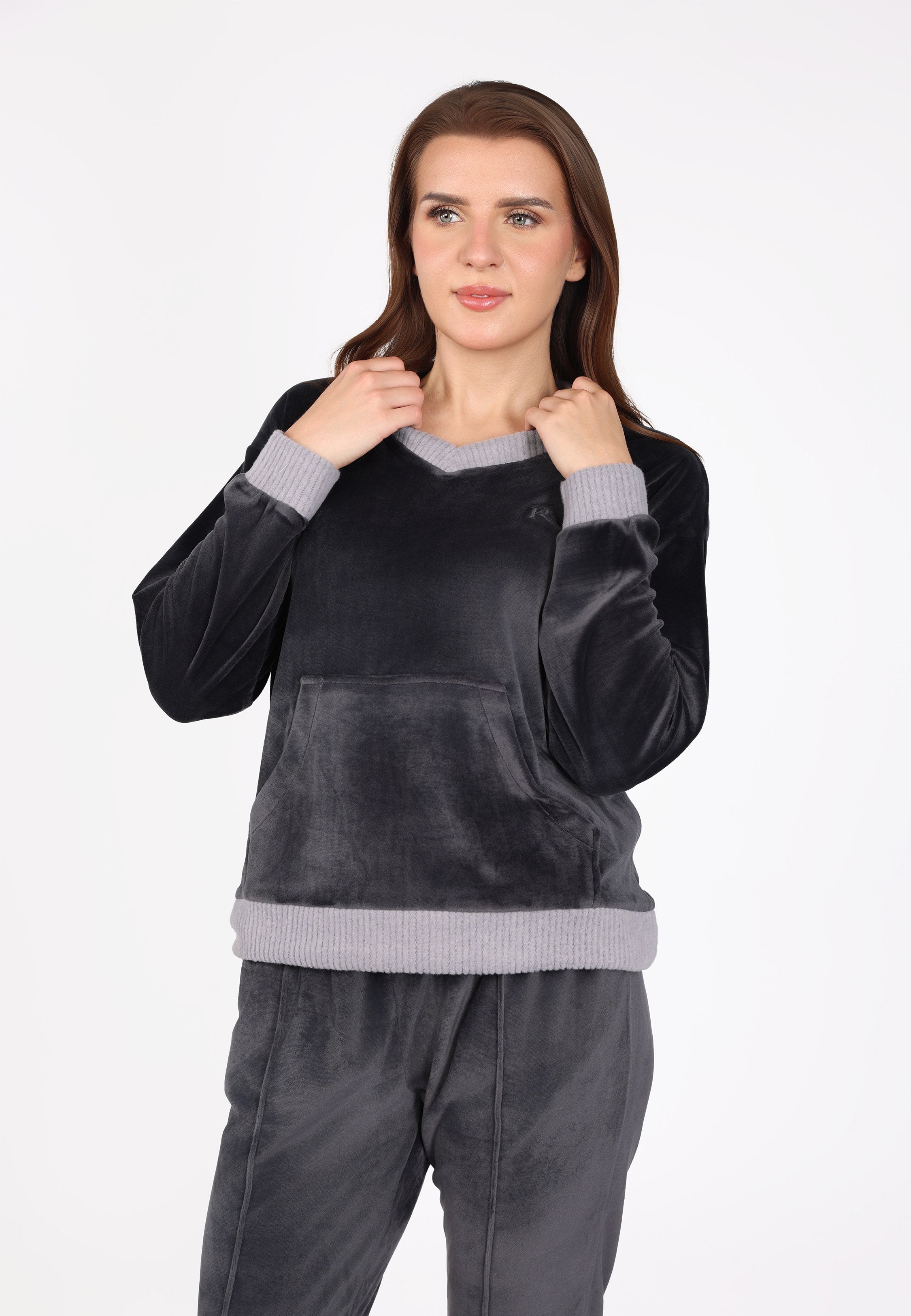 Ensemble pyjama col V à poche | Collection Velvet MLC