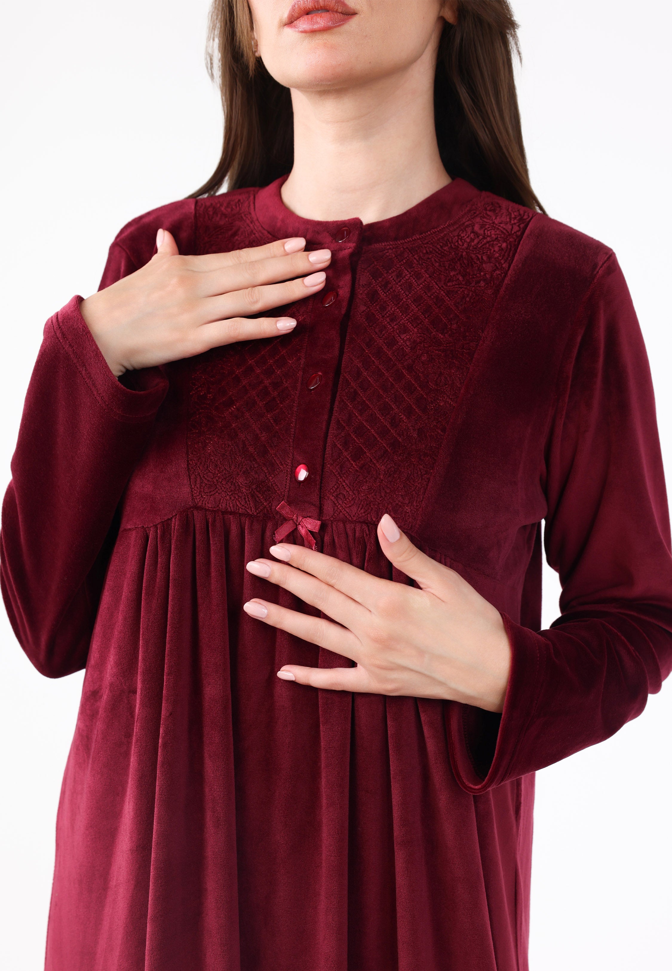 Robe de nuit longue en velours avec détail matelassé