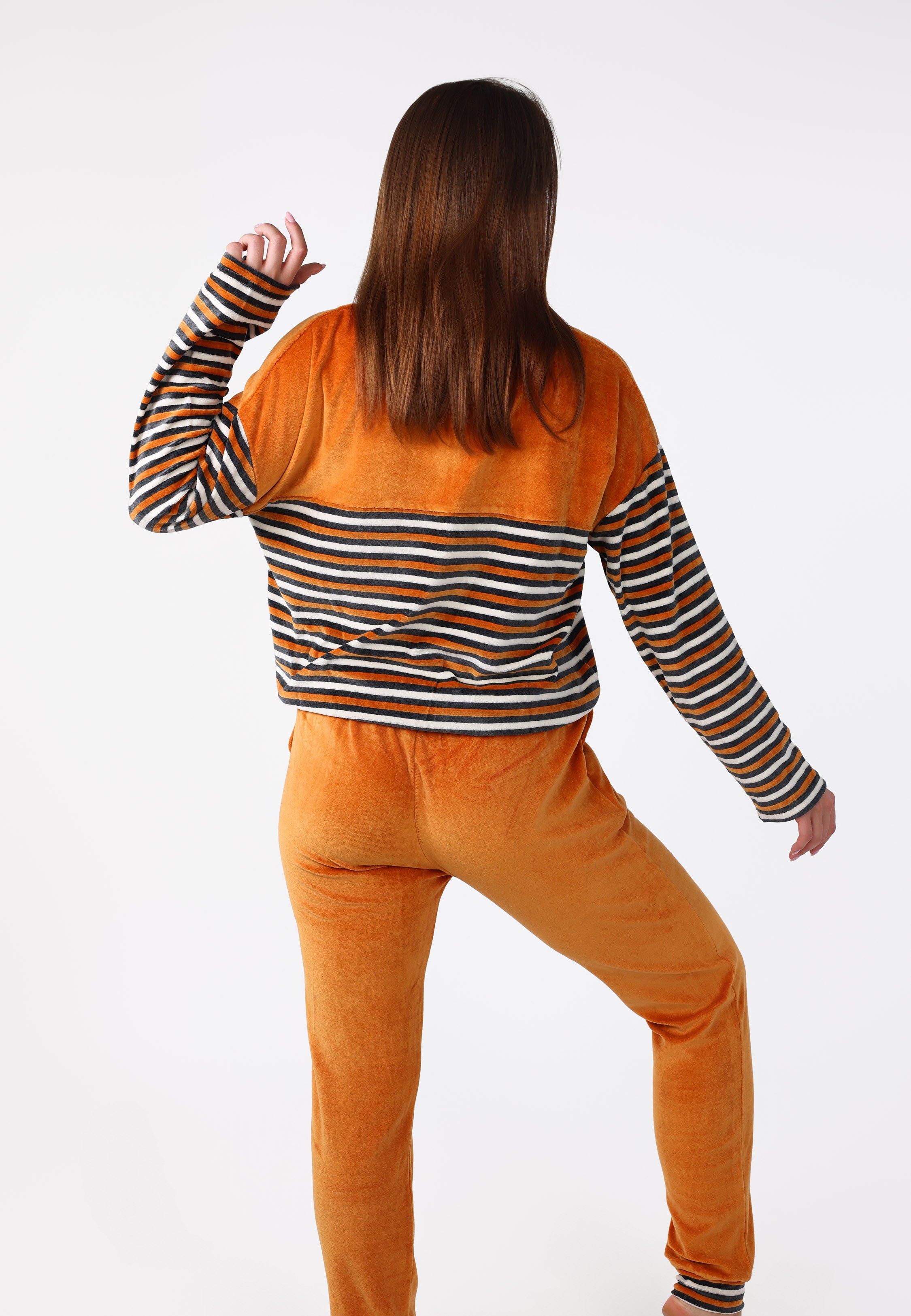 PO-JP-ELSIE-049-FW24 LA DOUCEUR D'HIVER