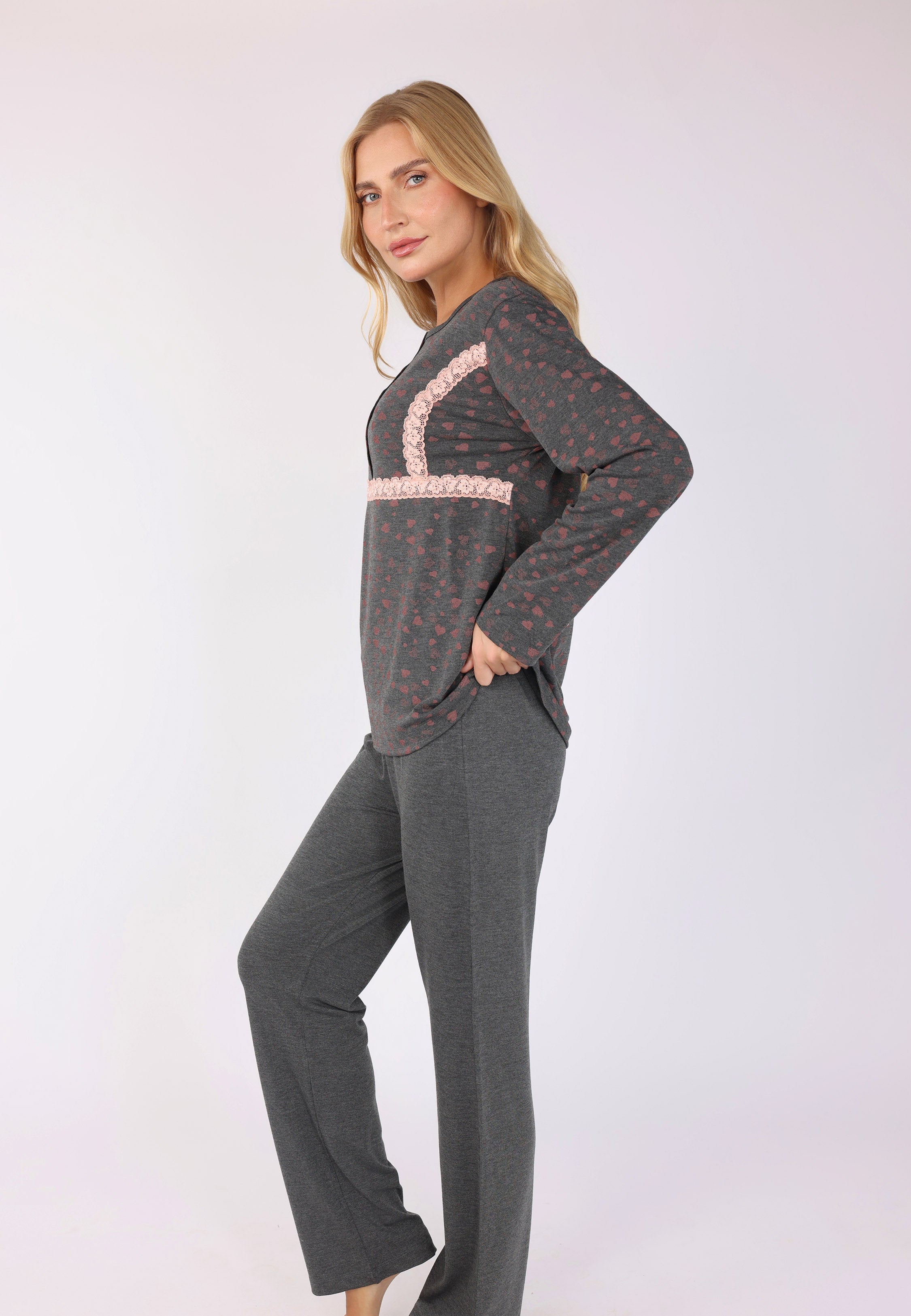 Ensemble Pyjama Motifs Cœurs & Dentelle | Collection LV SAUMON