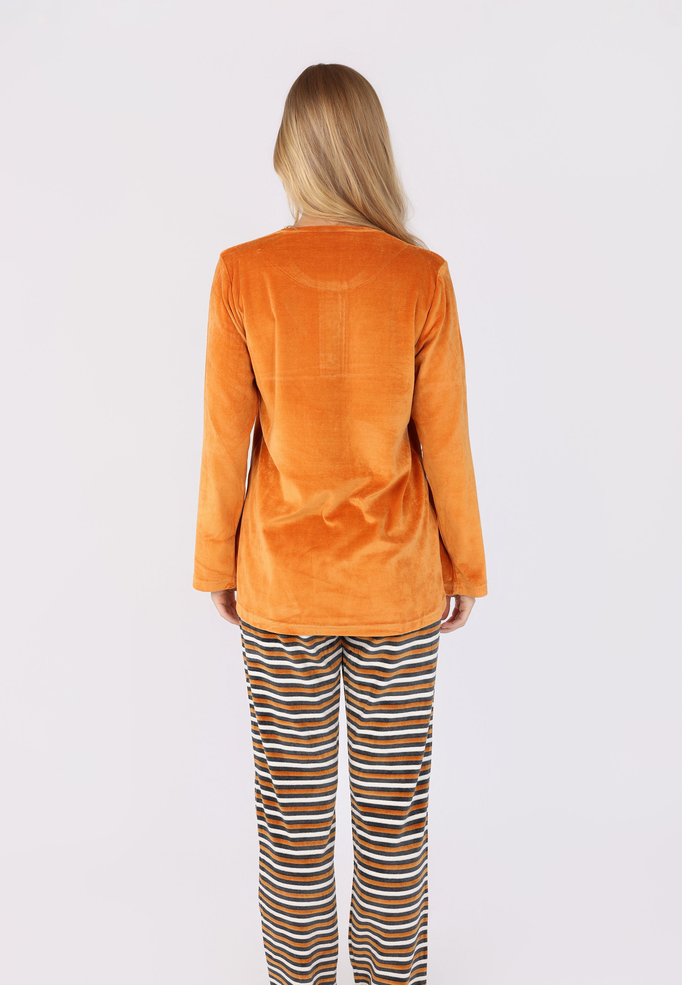 PO-RP-HK13-048-FW24 LA DOUCEUR D'HIVER