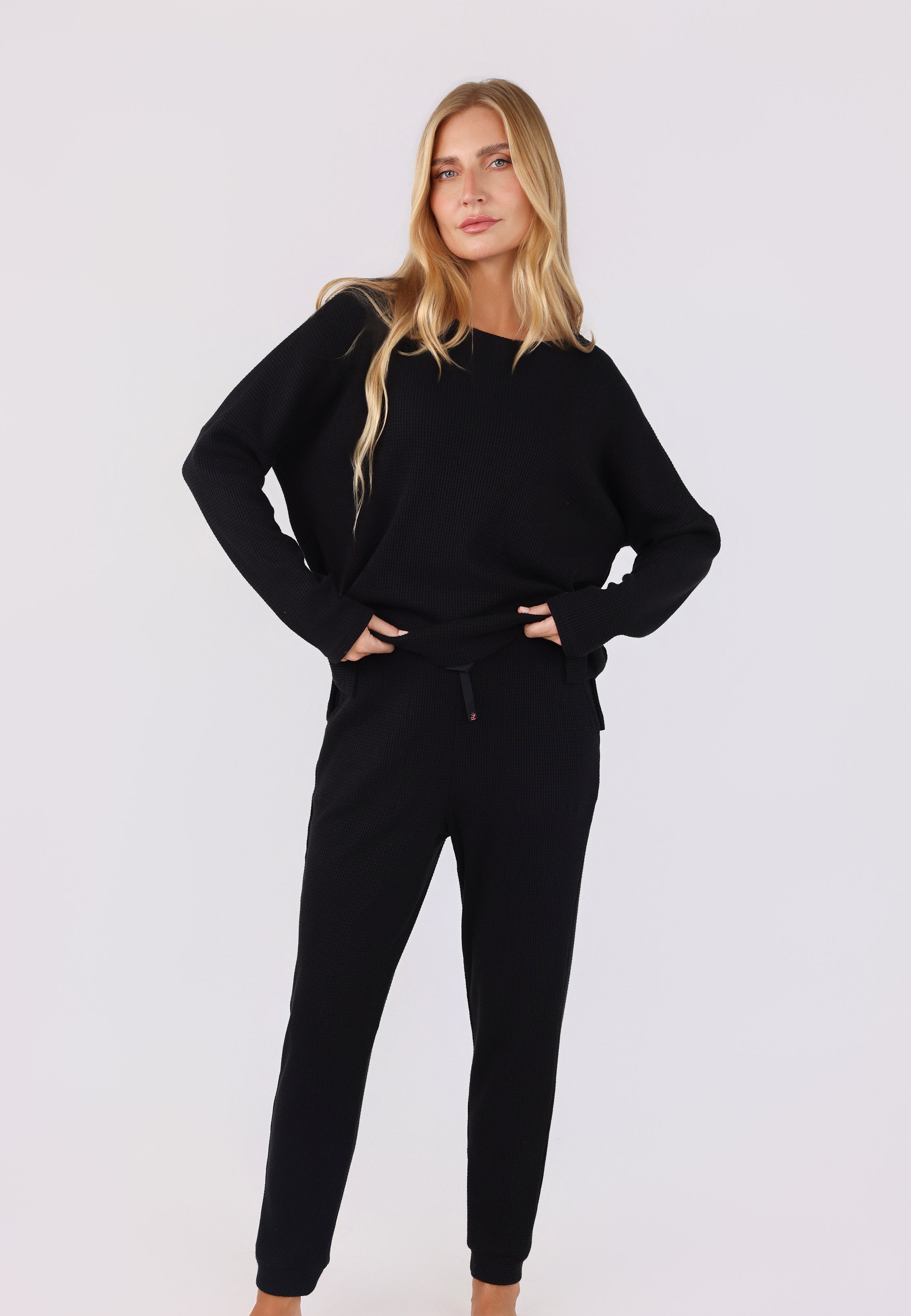 Ensemble en maille gaufrée à col rond | Collection Waffle