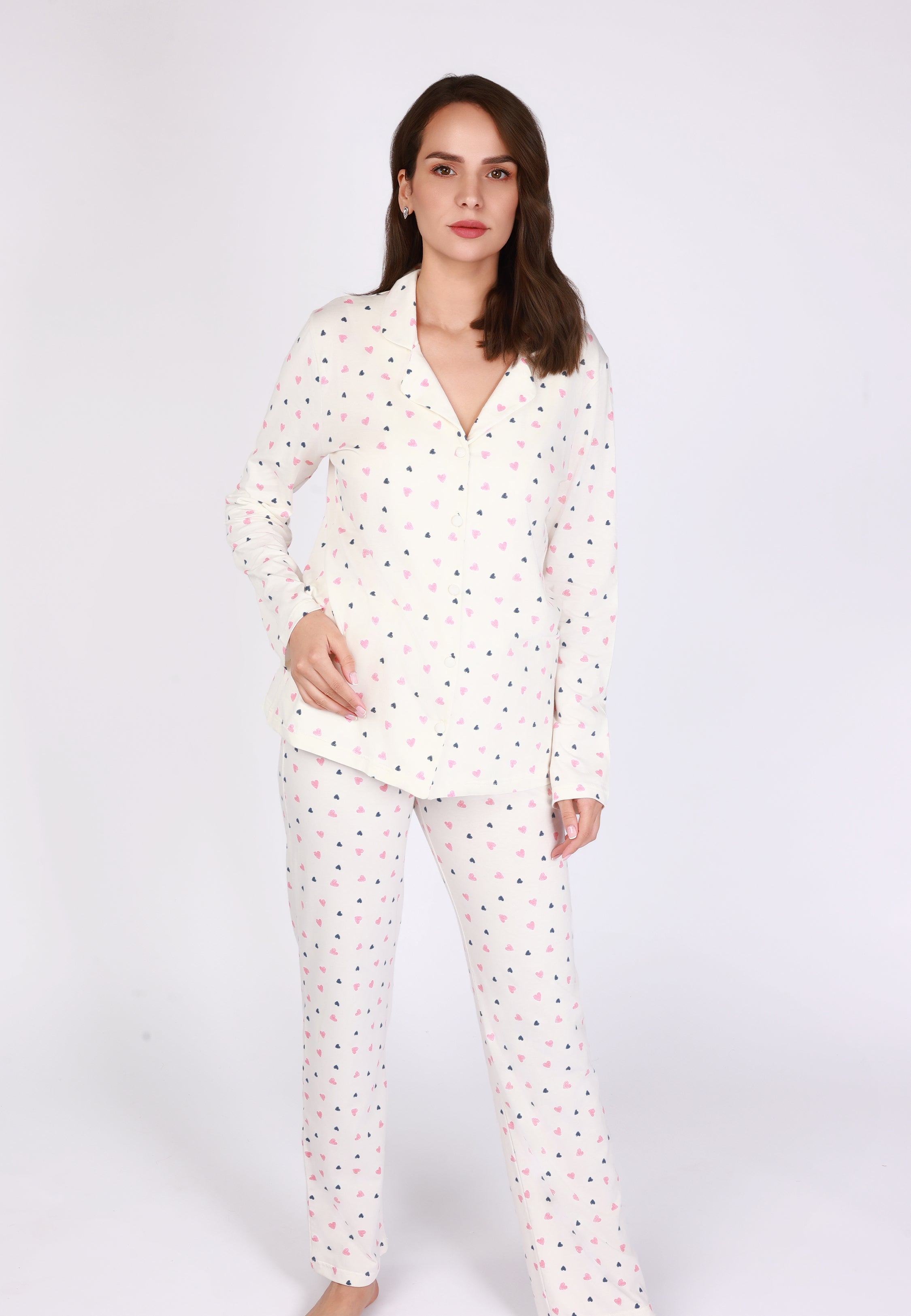 Ensemble pyjama classique boutonné motif cœurs | Collection COEUR