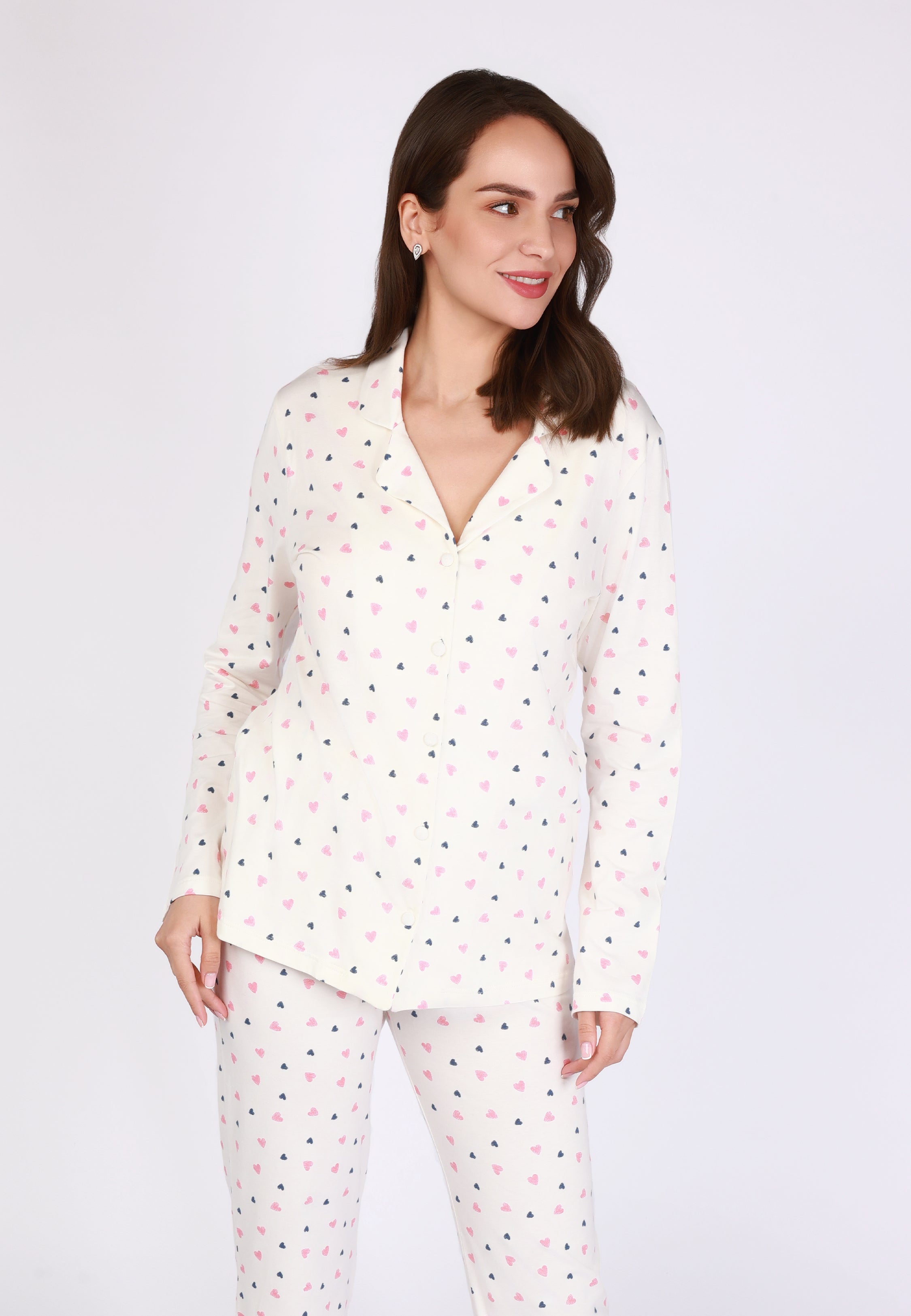 Ensemble pyjama classique boutonné motif cœurs | Collection COEUR