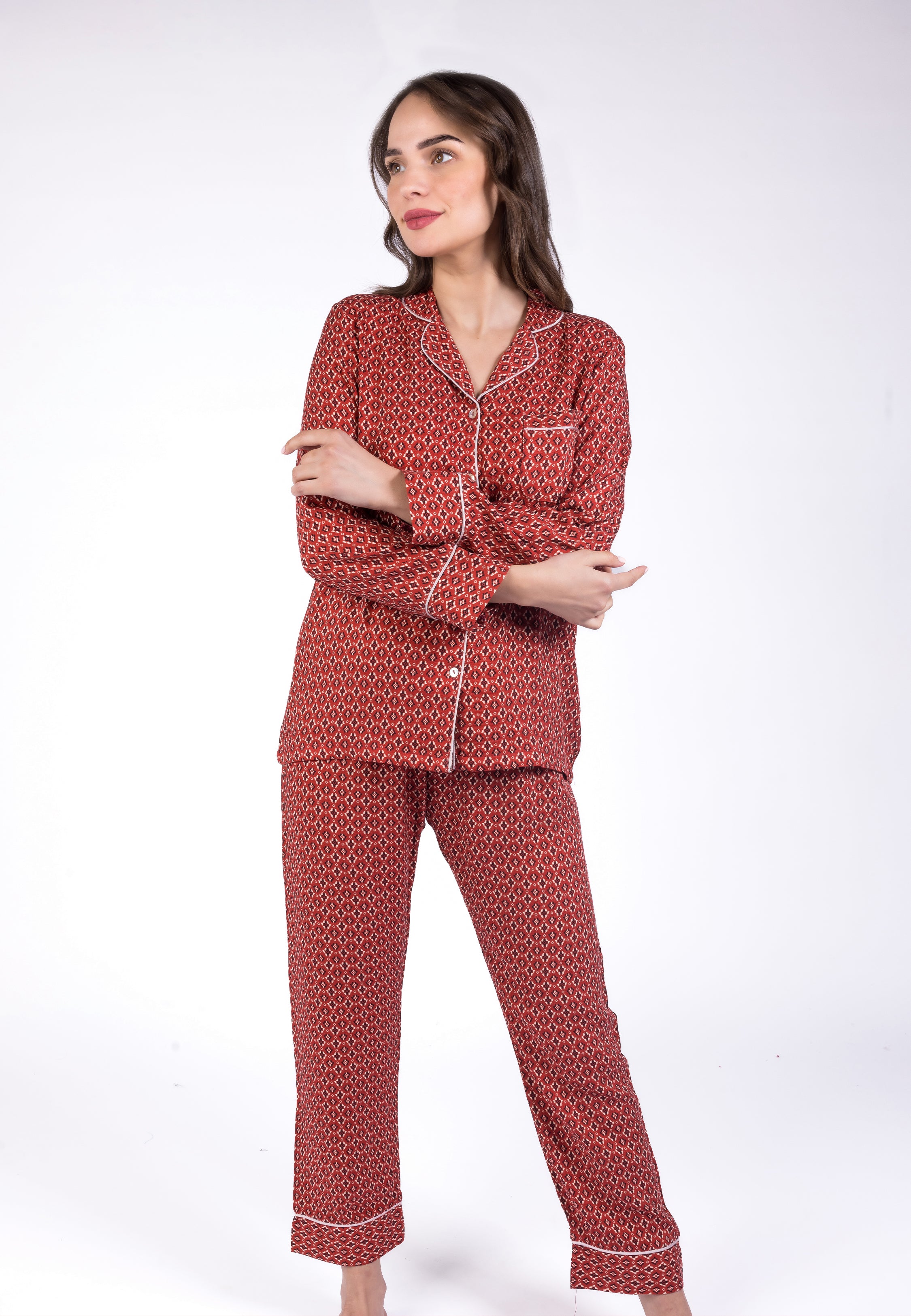 Ensemble Pyjama au Col Revers avec Passepoil | Collection ETHNIQUE