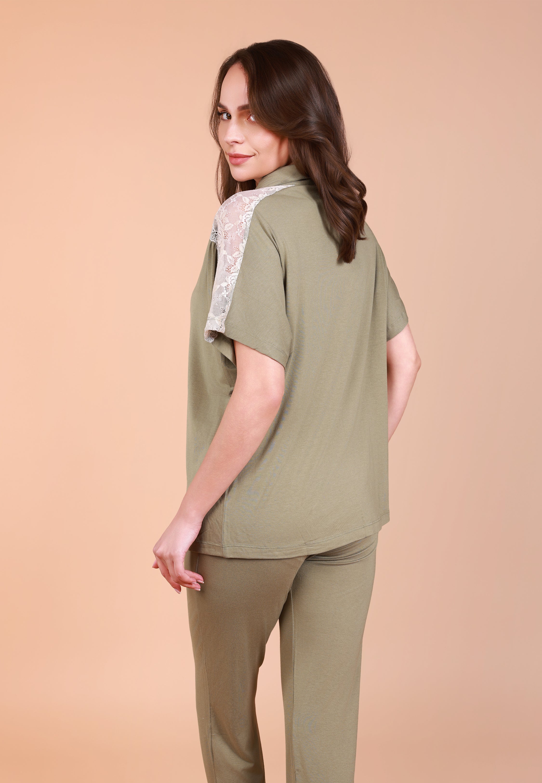 Pyjama Manches Courtes avec Détail Dentelle | Collection TOUCHE D'ÉLÉGANCE