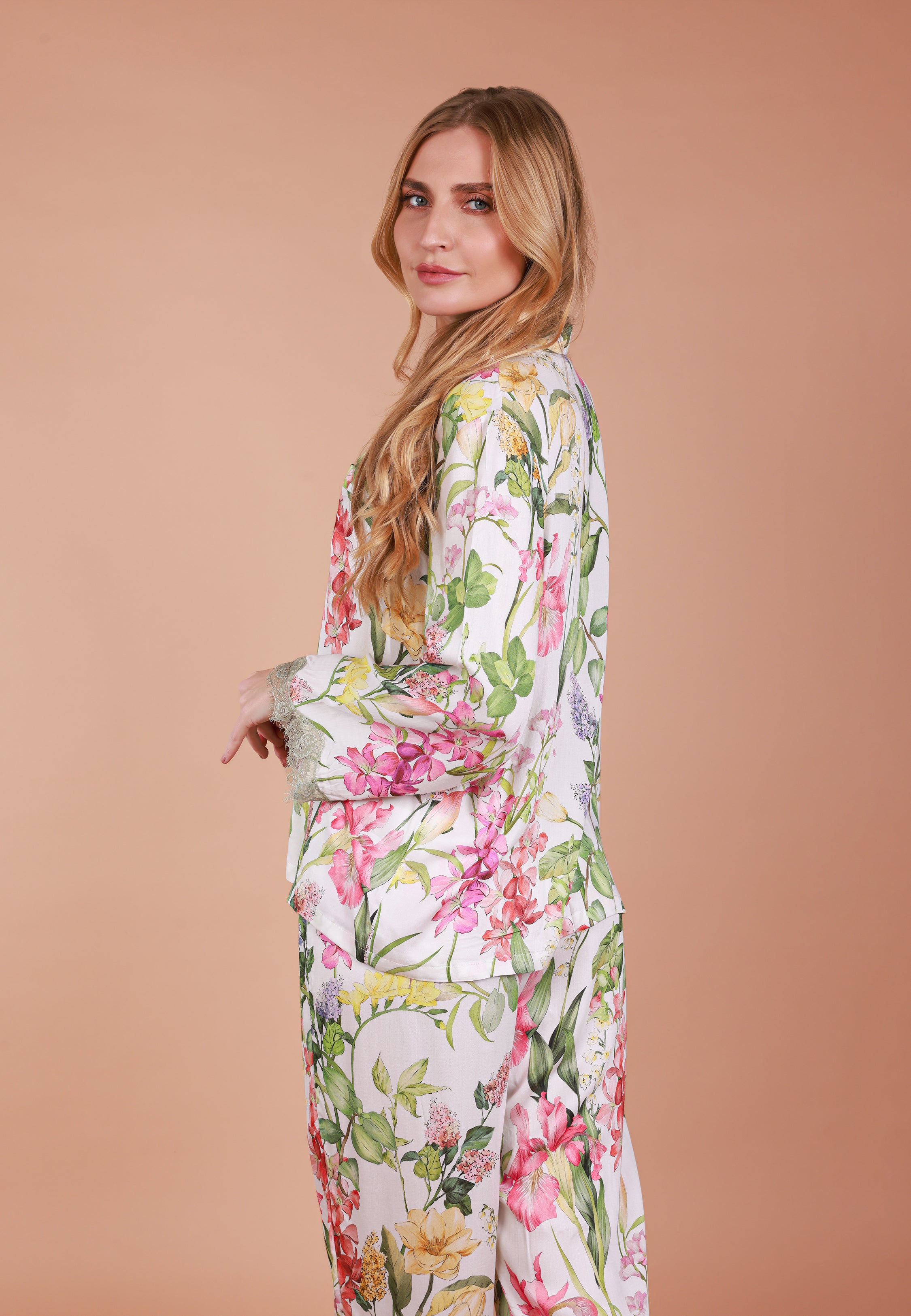 Pyjama Floral avec Finition Dentelle Kaki | Collection Floral Print