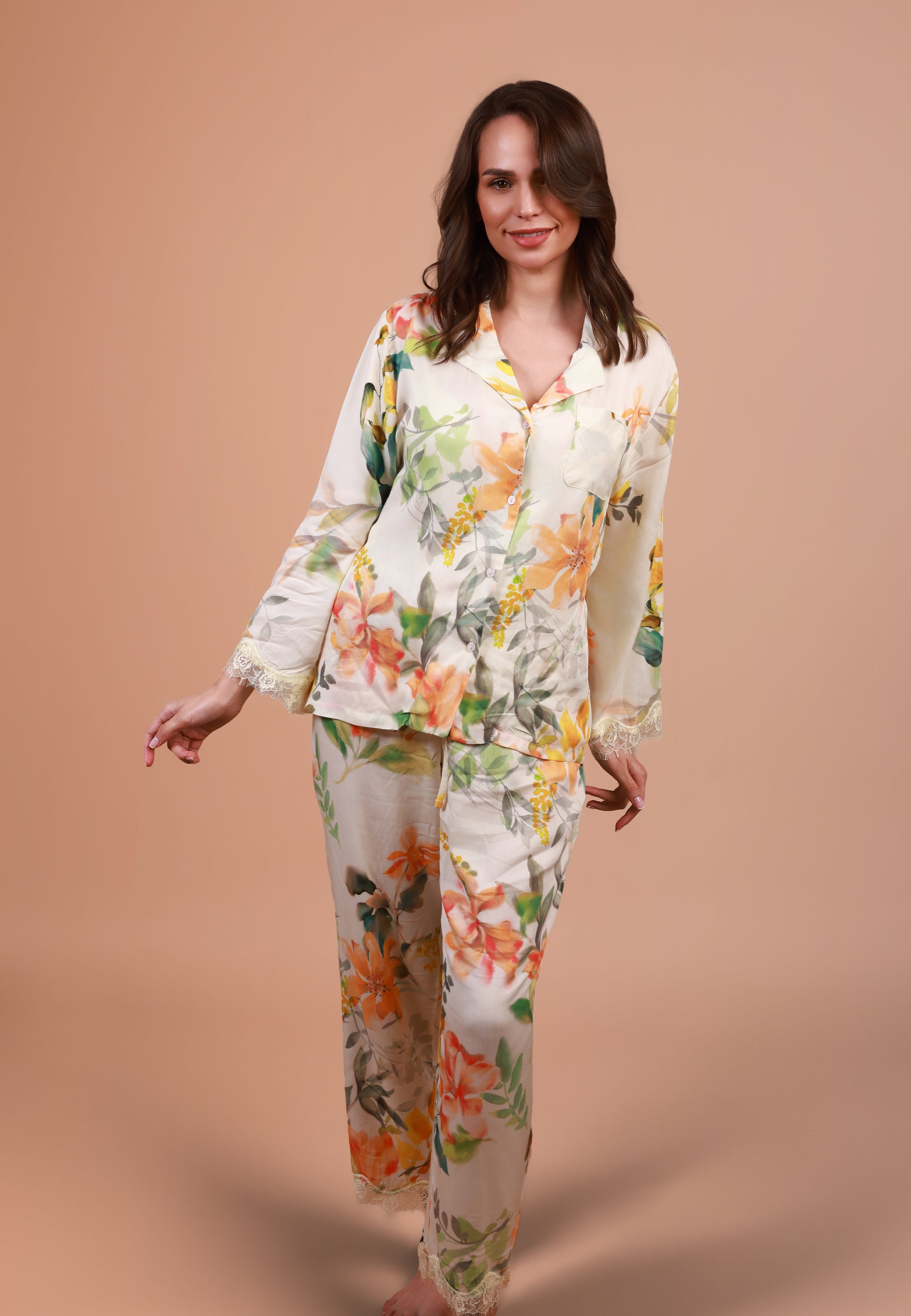 Pyjama Floral avec Finition Dentelle Jaune | Collection Floral Print