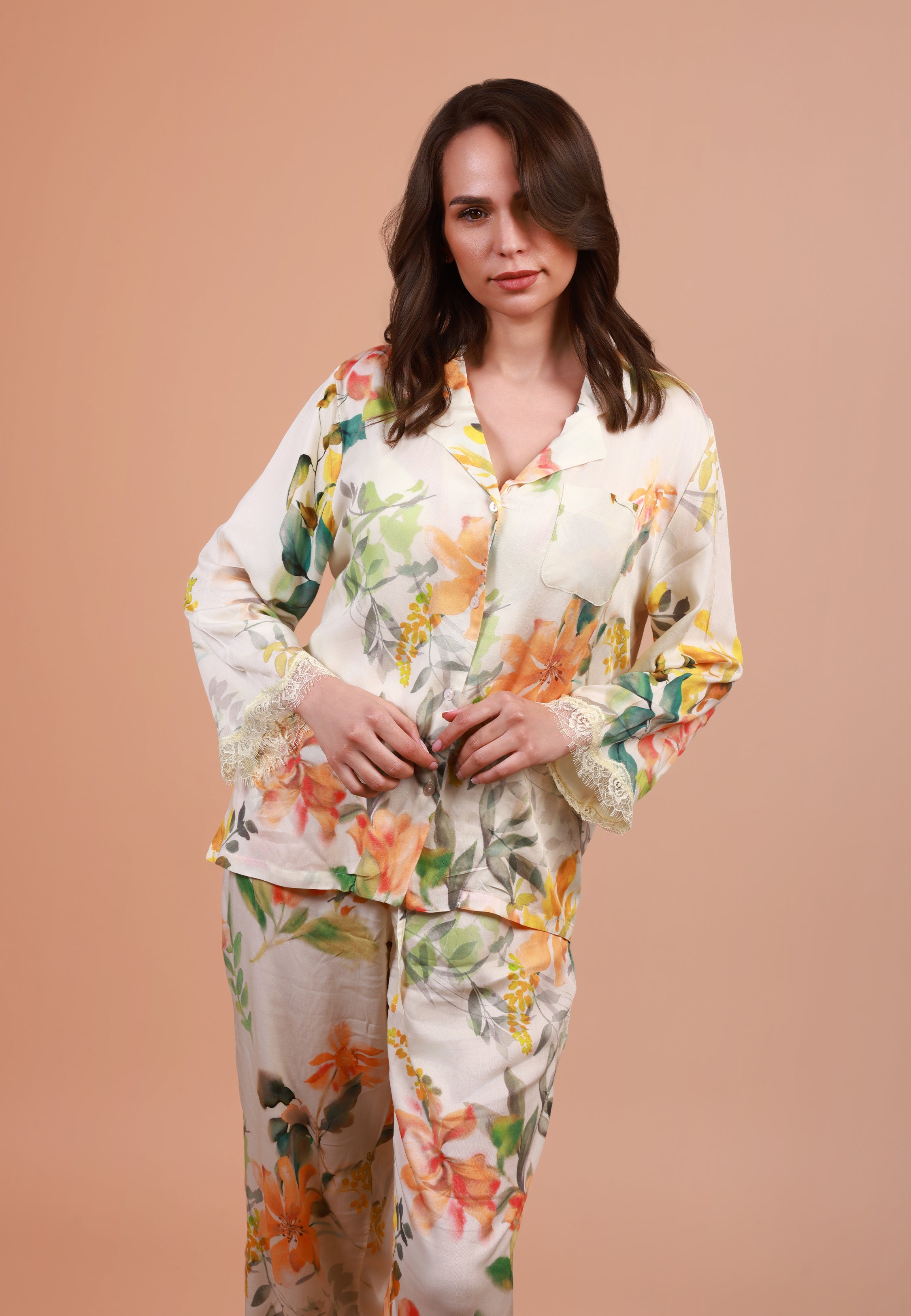 Pyjama Floral avec Finition Dentelle Jaune | Collection Floral Print