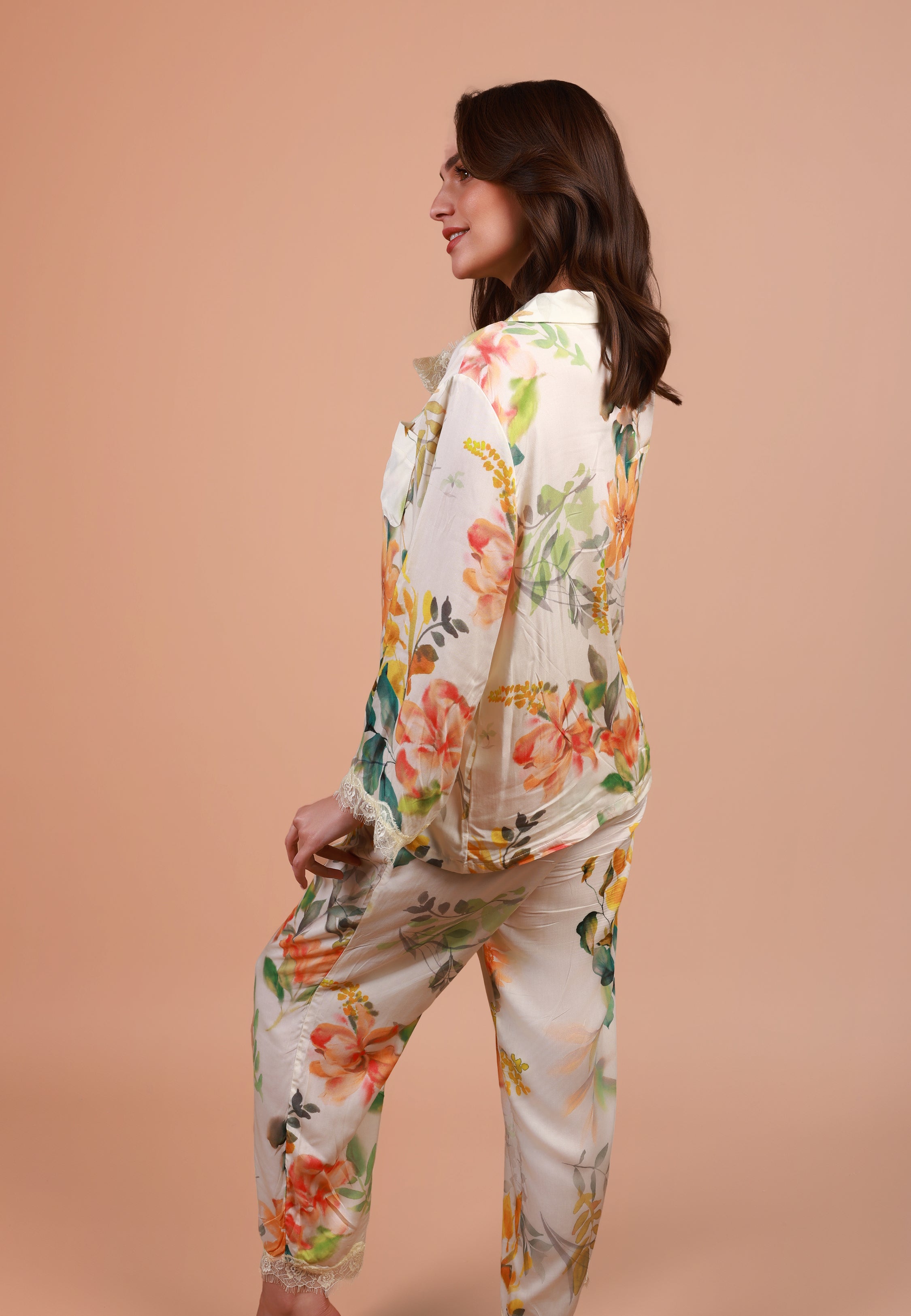 Pyjama Floral avec Finition Dentelle Jaune | Collection Floral Print