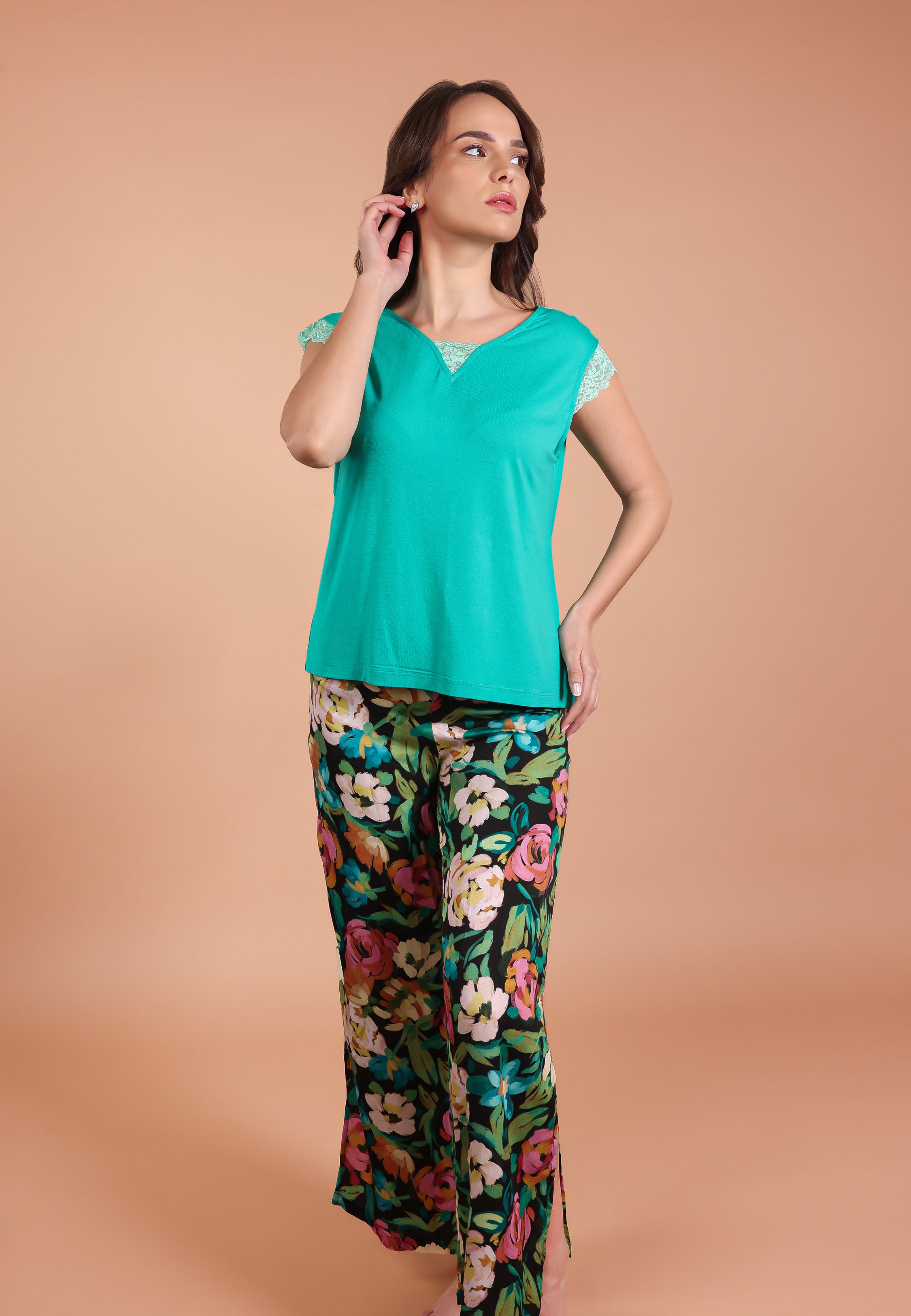 Ensemble pyjama à Dentelle | Collection INDIAN ETHNIC FLOWERS