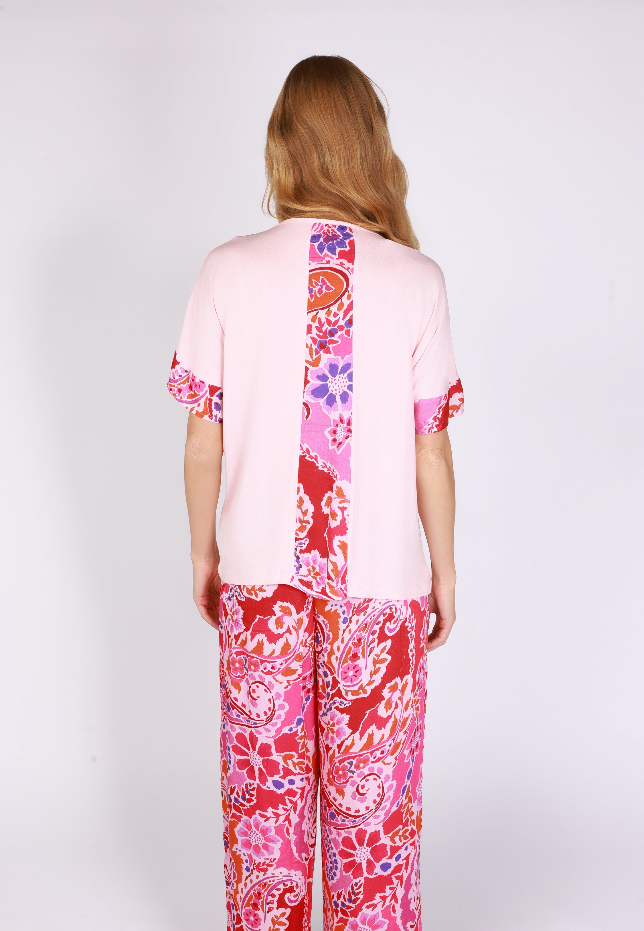 Ensemble pyjama fleuri multicolore et haut uni rose | Collection Indian Ethnic