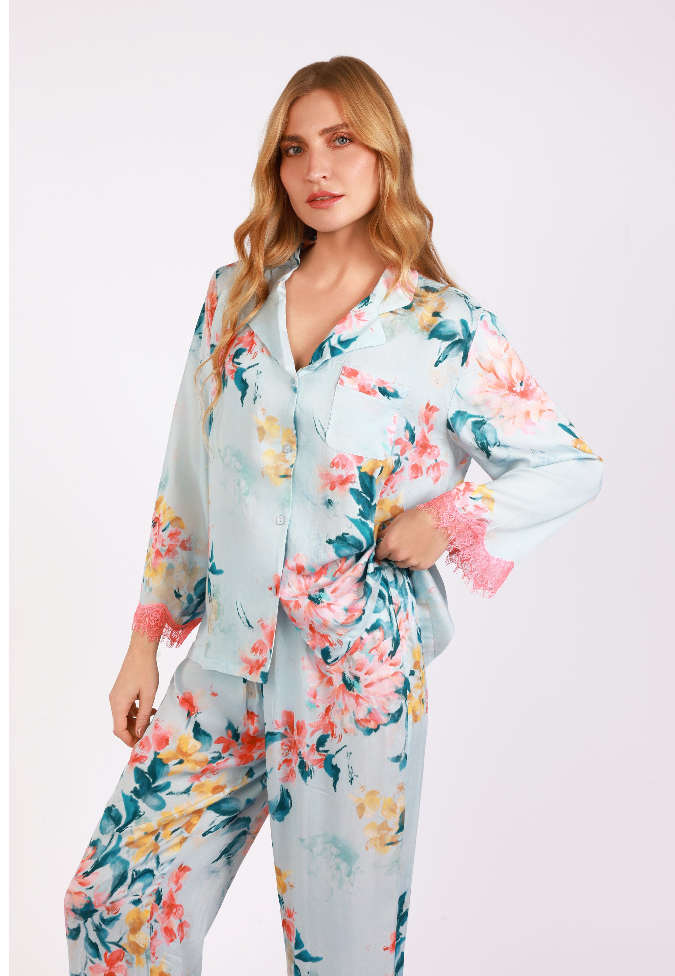 Pyjama Floral avec Finition Dentelle Corail | Collection Floral Print